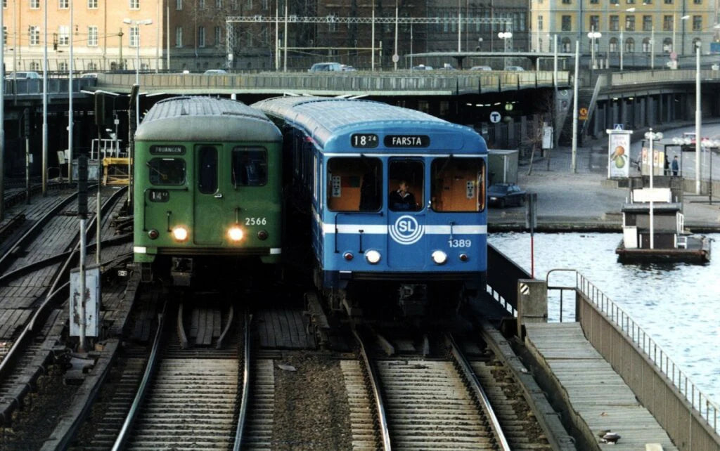 Stockholm metro trains representing the GBattle 3D train-painting mode